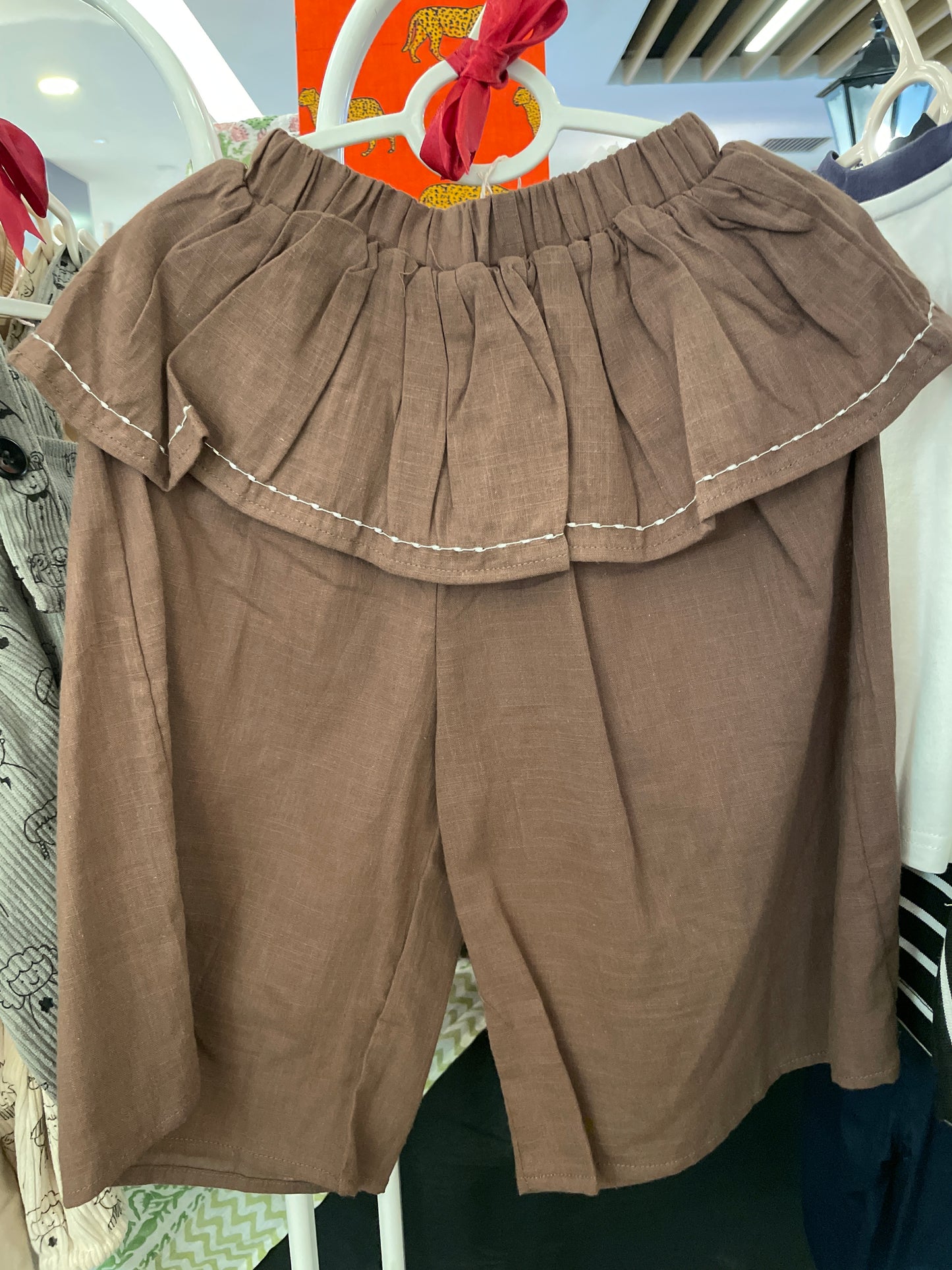 Wide Pants with Ruffle